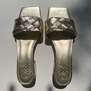 Vince Camaro Heel Sandal Size 9